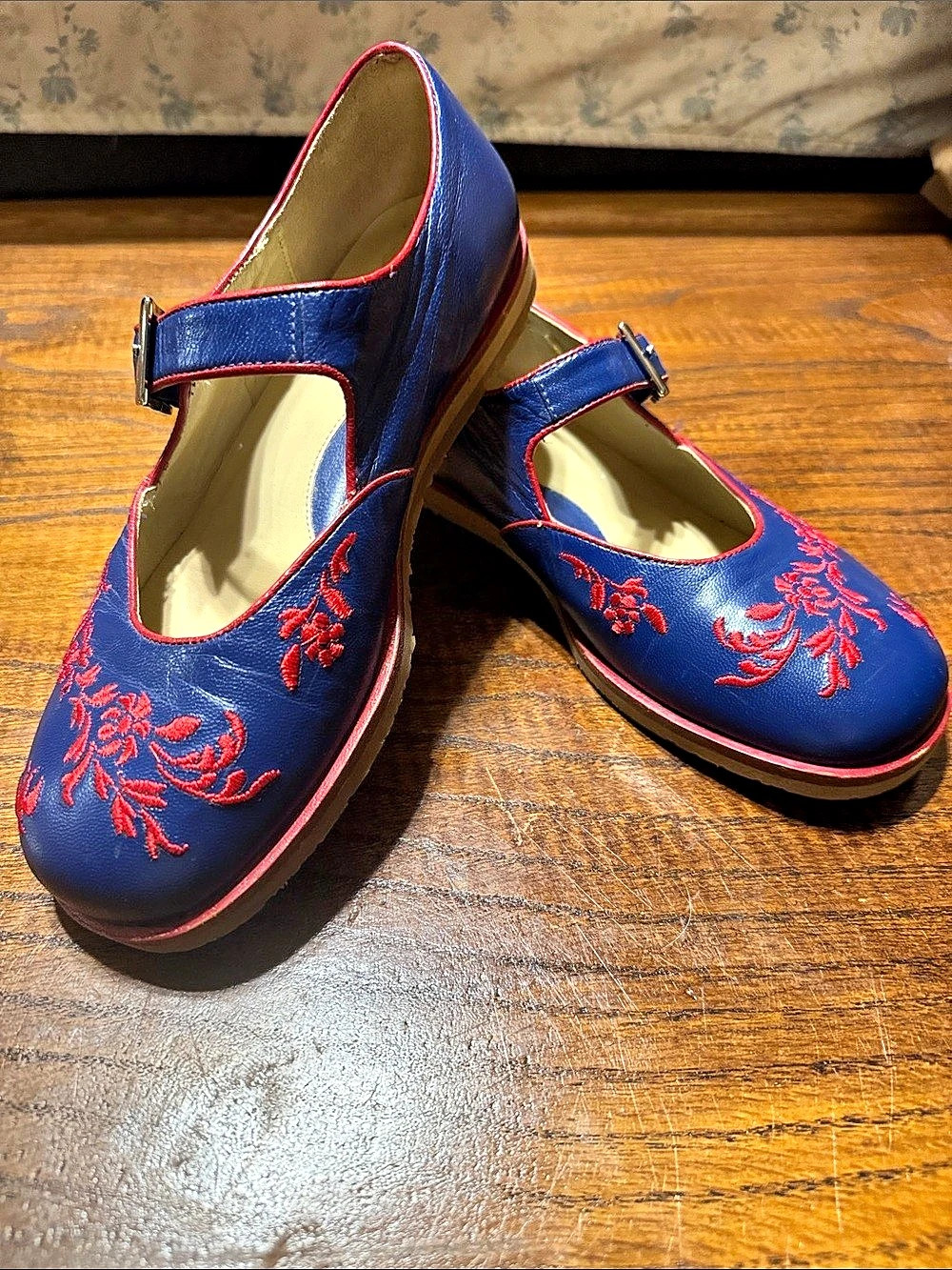 John Fluevog Blue Floral Annastassia Mary Jane Flats US 6